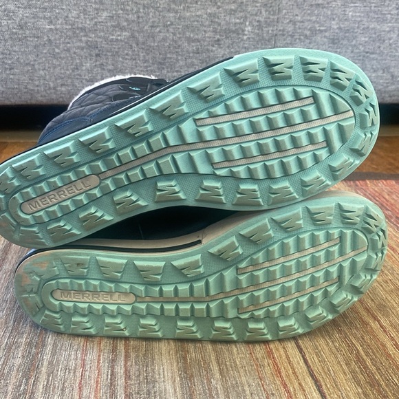 Merrell Boots - Picture 3 of 7